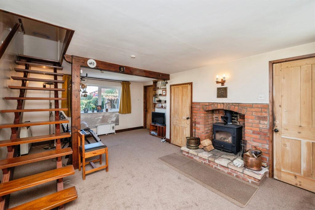 The Green, Aldborough, Norwich photo 2