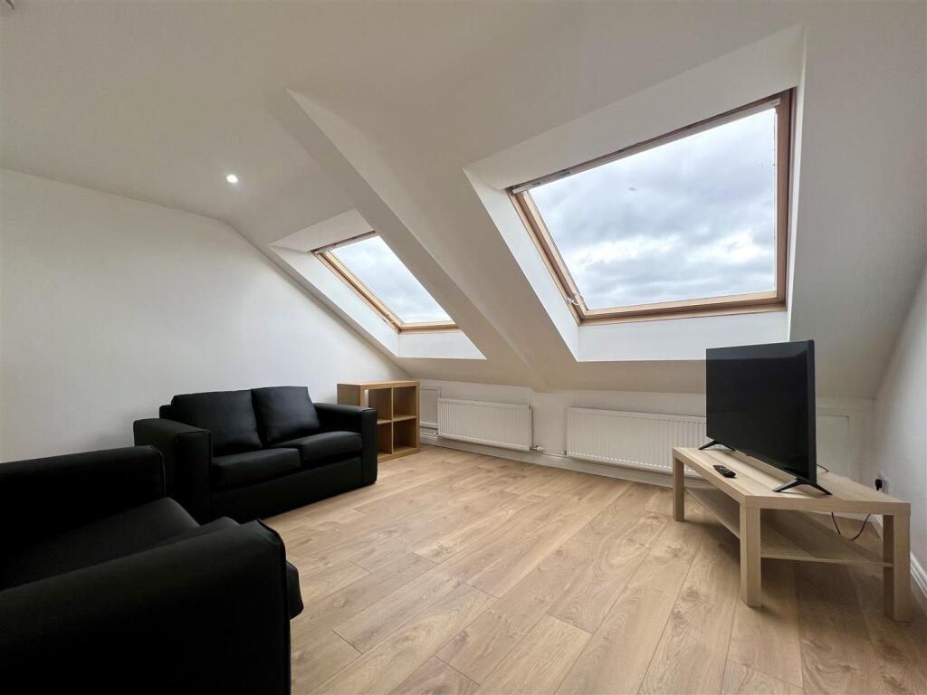 3 bedroom apartment for rent