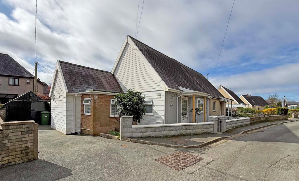 Main image of property: Dol Beuno, Bontnewydd, Caernarfon, Gwynedd, LL55