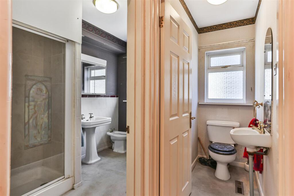 Additional image 24 of Sandbanks Road, Lilliput