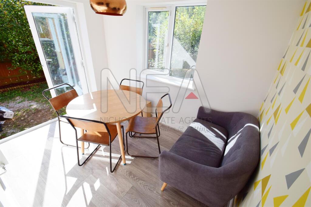 House in Reading - View 5