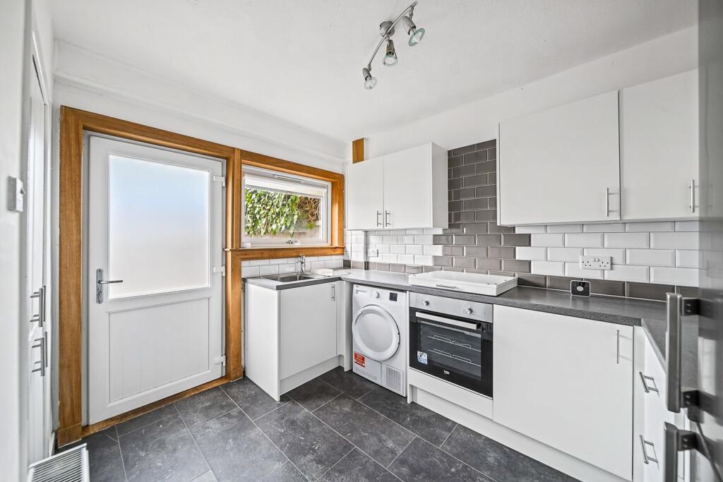 House in Dundee - View 4