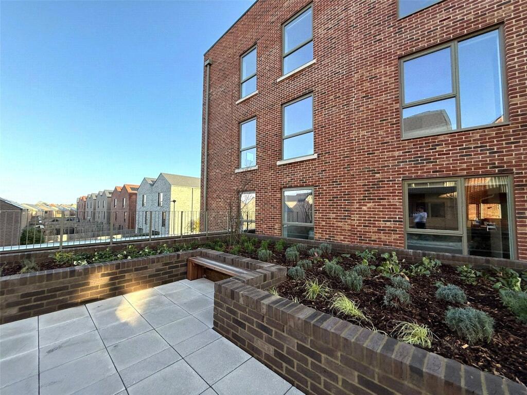 Main image of property: Bragg Way, Cambridge, Cambridgeshire, CB5