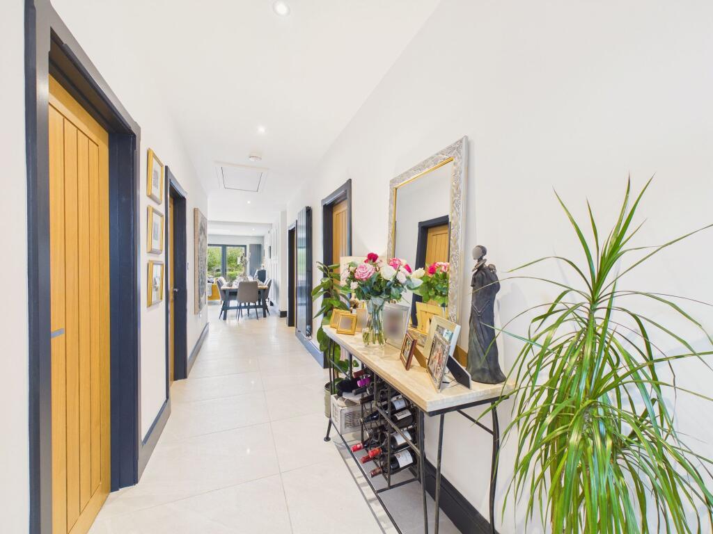 House in Sunderland, Albany - View 5