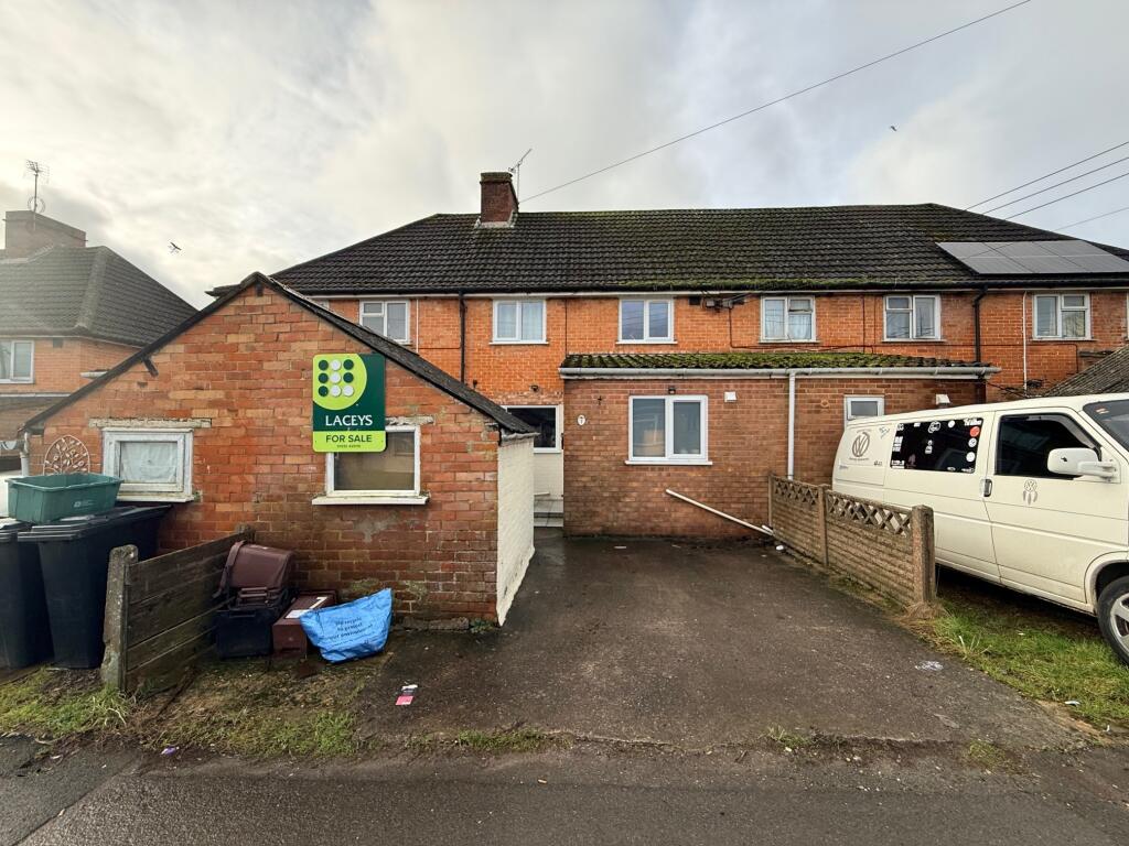 Main image of property: Tellis Cross, East Coker, Yeovil, Somerset, BA22 9HP