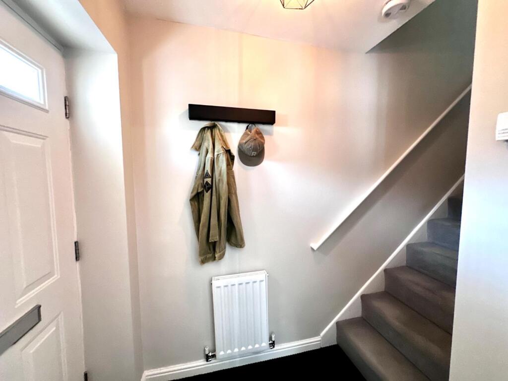 House in Huddersfield - View 4