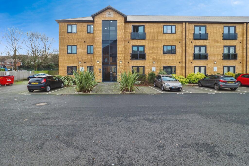 Main image of property: Foxhill Road East, NOTTINGHAM, Nottinghamshire, NG4