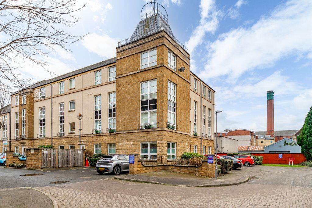 Main image of property: 13/6 Blandfield, Broughton, Edinburgh, EH7 4QJ
