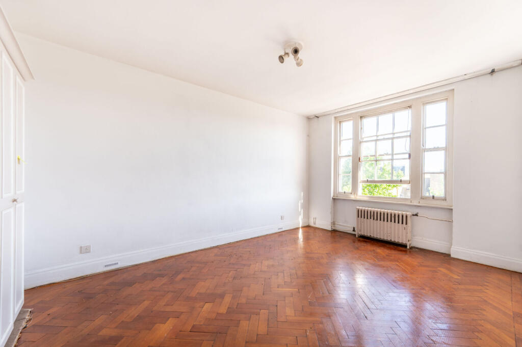 Apartment in London - View 4