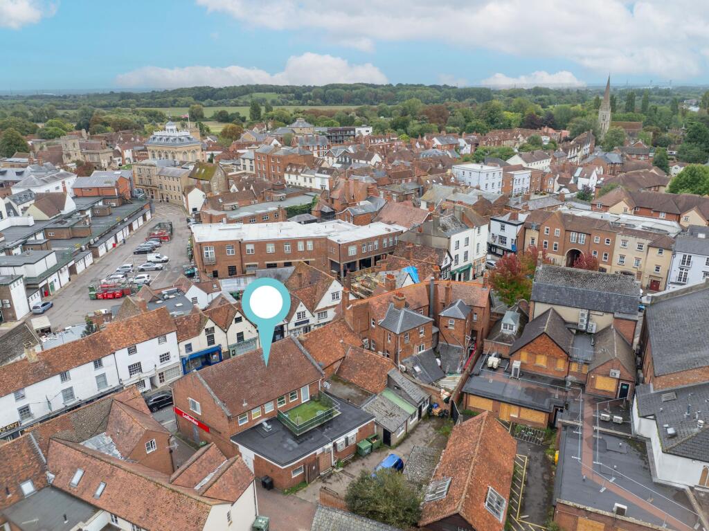 1-bed flat on Bath Street, Abingdon, OX14, £185,000