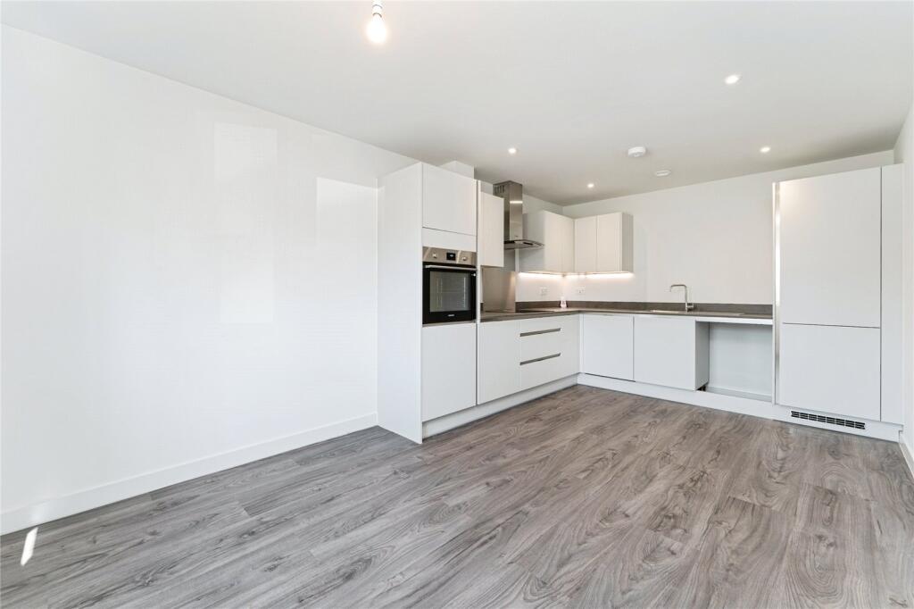 Juniper Place, Limes Close, Wilburton, Ely, Cambridgeshire, CB6 photo 2
