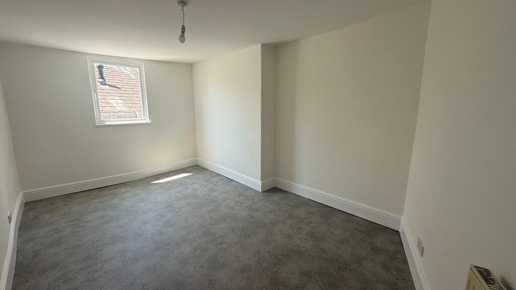 House in Teignbridge, Ashburton - More