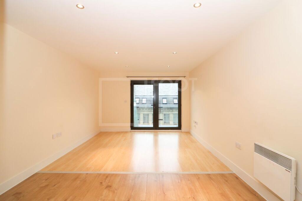 Additional image 11 of The Empress, Bradford, BD1