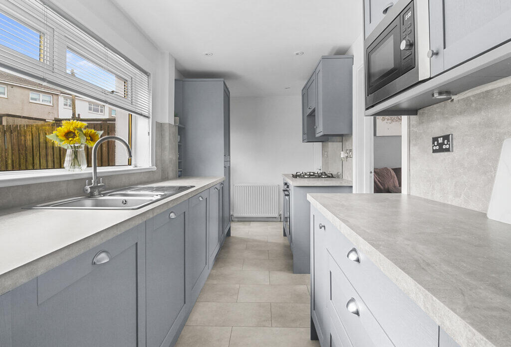 House in Glenmavis ML6 0NZ, North Lanarkshire - More