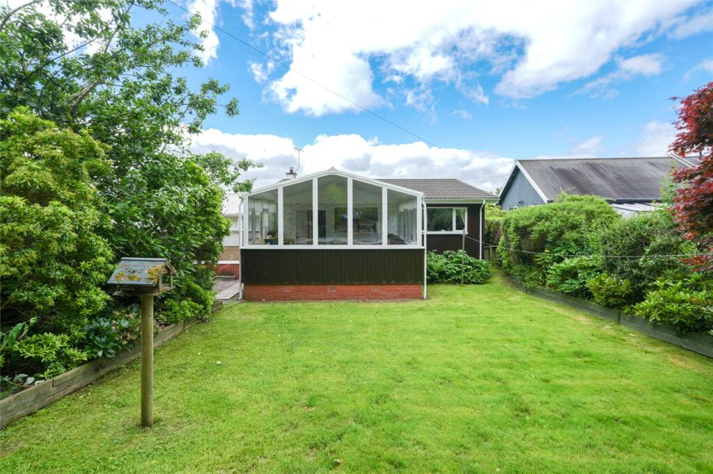 12 Woodlands Avenue, Kirkcudbright, Dumfries and Galloway, DG6 photo 2