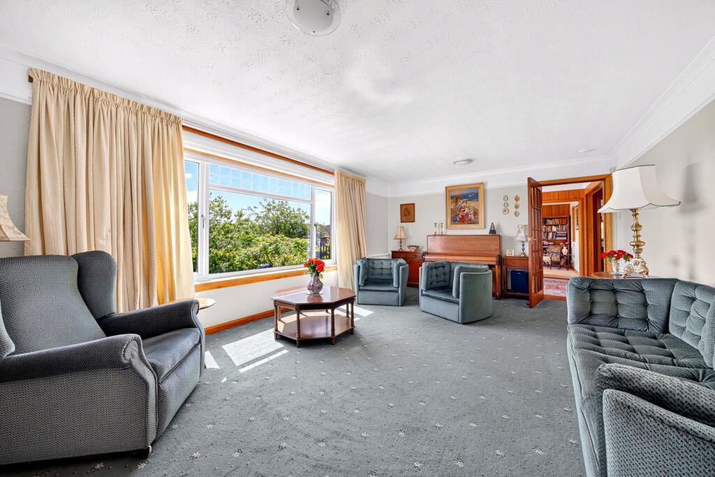 House in Strathblane, Stirling - More