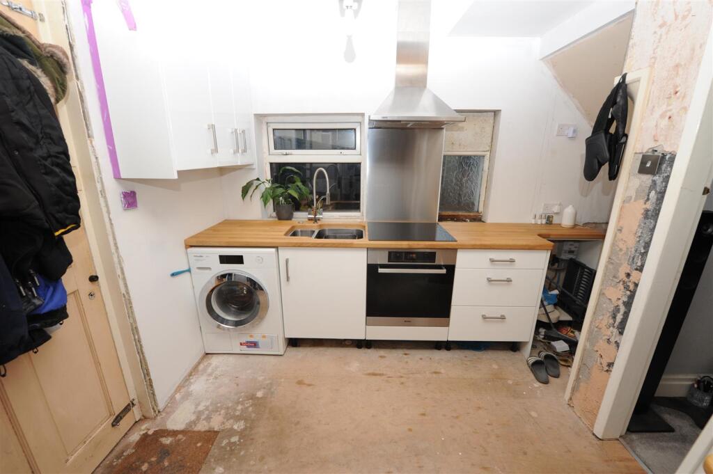 Additional image 3 of Leafield Terrace, Eccleshill, Bradford