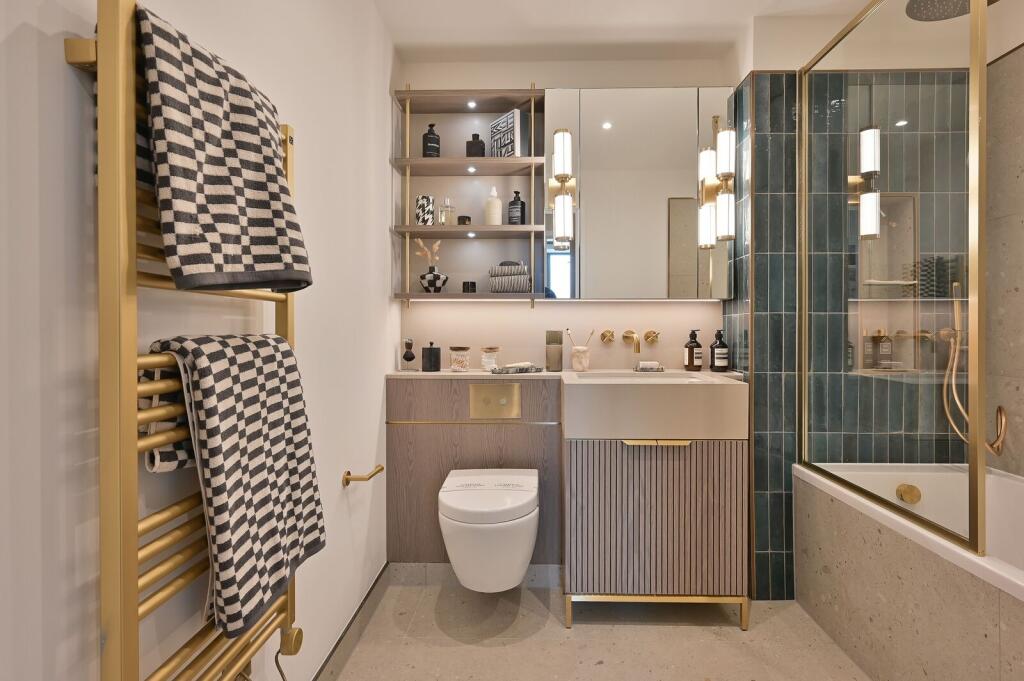 Apartment in London - More
