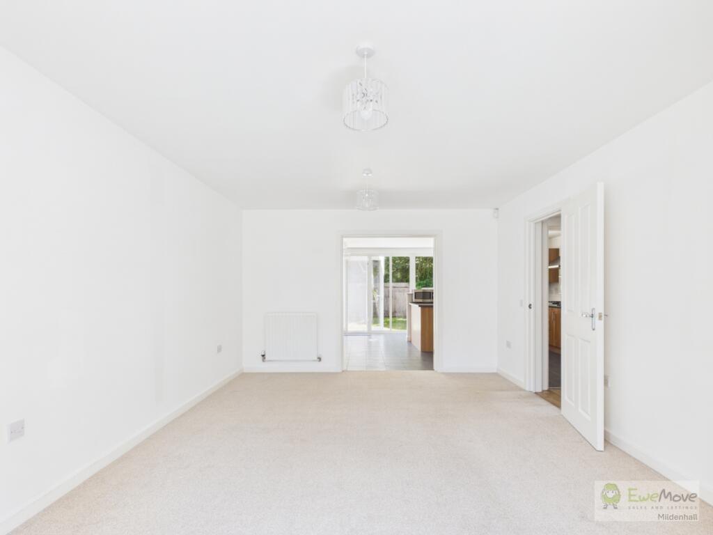 House in Ipswich - View 5