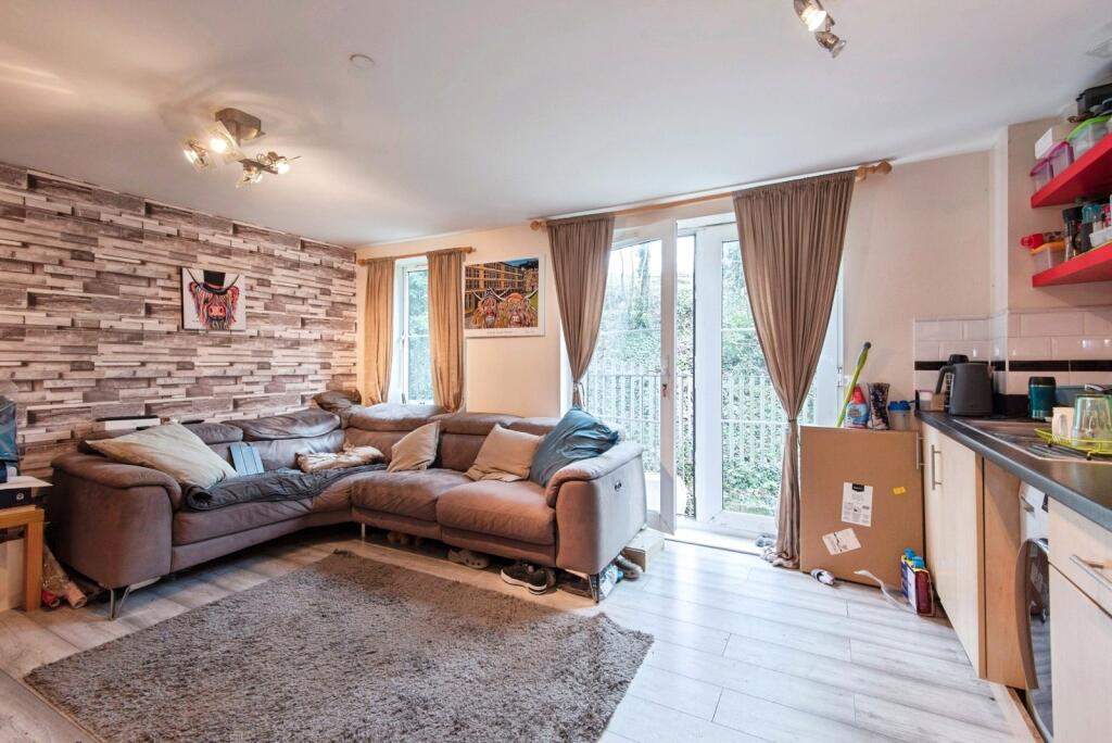 Apartment in Stevenage - View 4
