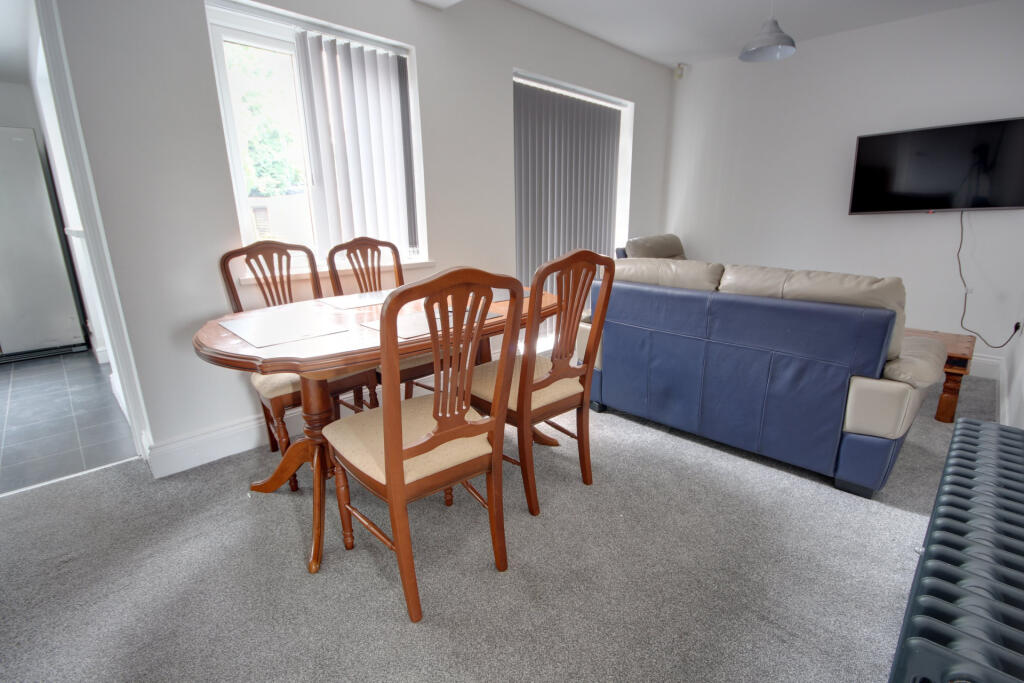 House in Durham - View 3