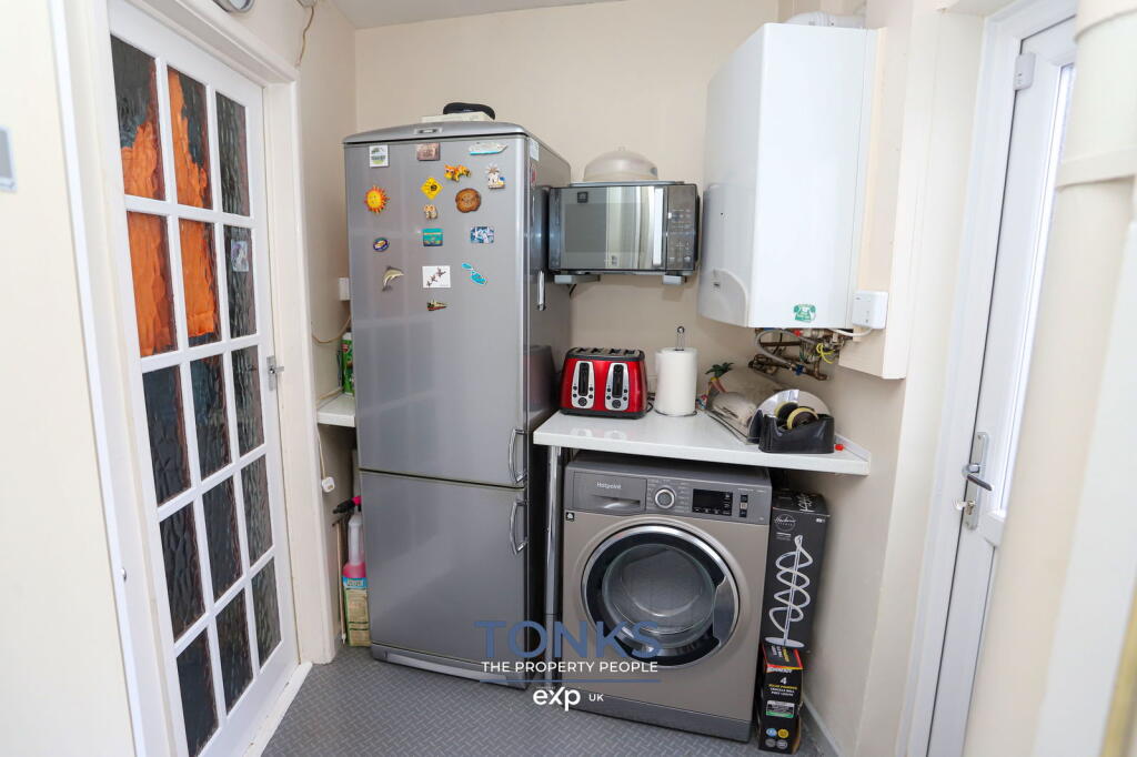 Additional image 8 of Extended family home - Kingsway, Oldbury, B68 0PZ