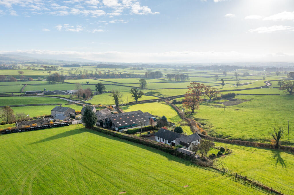 3-bed detached on Mill Bank, Kirkby Lonsdale, Carnforth, LA6 2DG , £1,400,000