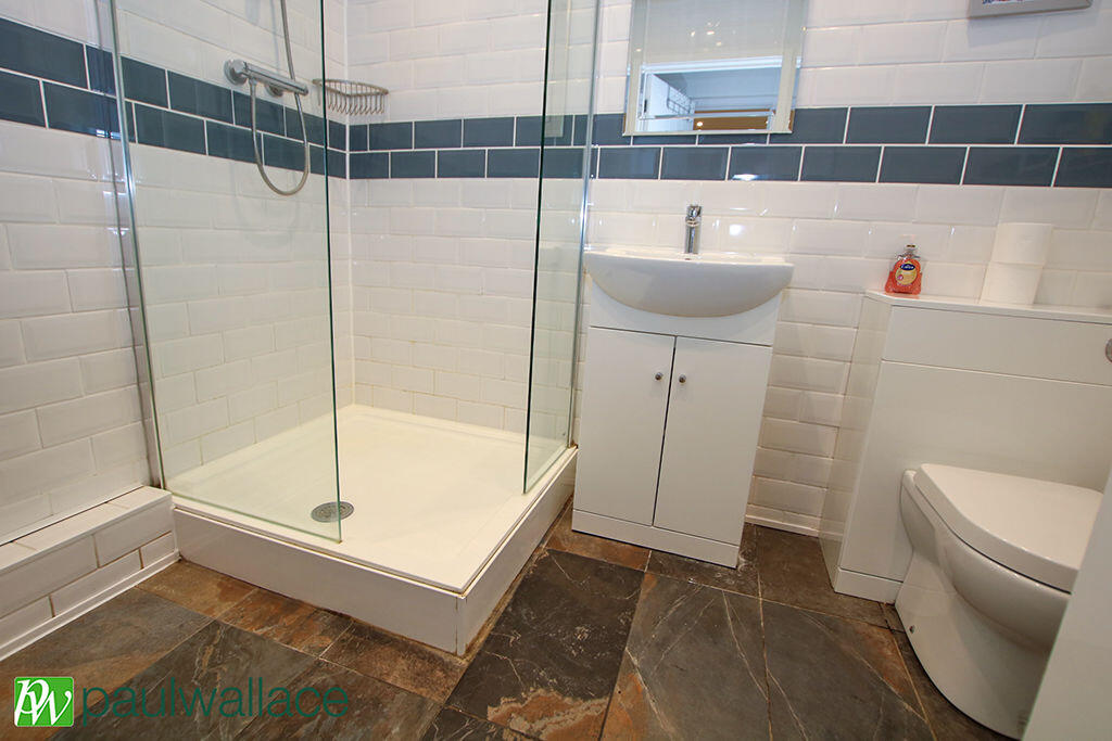 House in Enfield - View 5