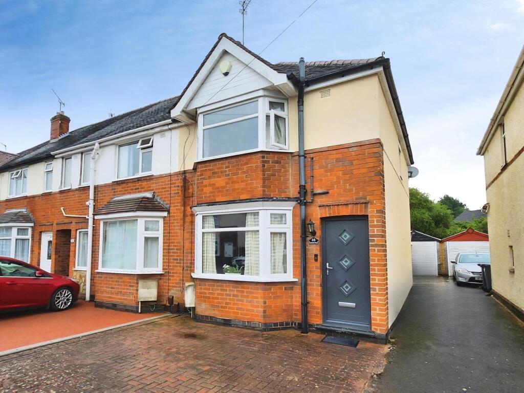 Main image of property: Eastfield Road, Nuneaton, Warwickshire, CV10