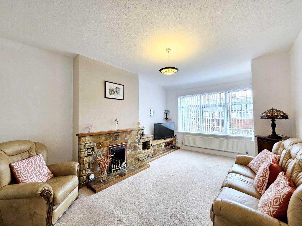 West Park Avenue, Scarborough, North Yorkshire photo 3