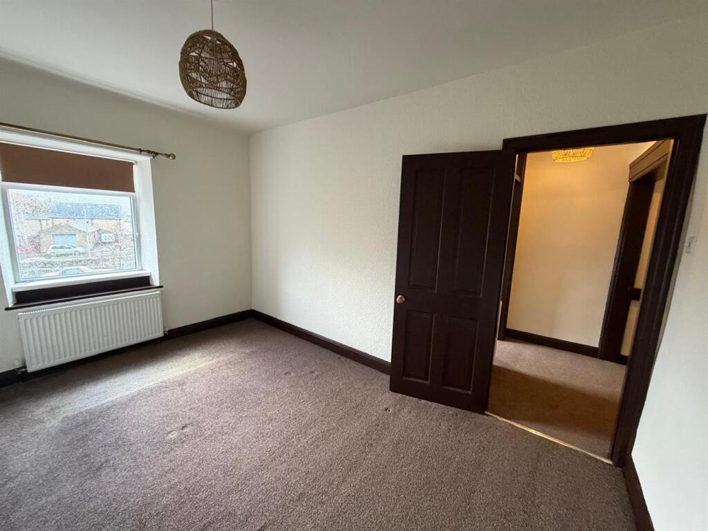 Additional image 9 of Albert Square, Silsden