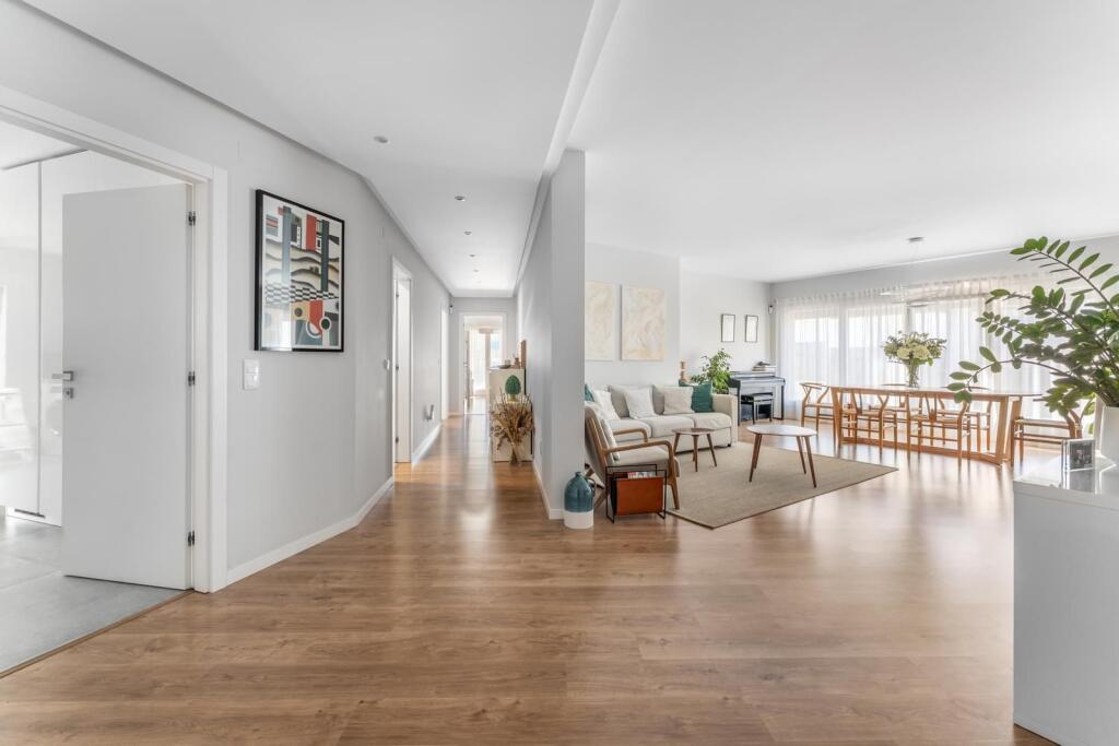 Main image of property: Lisbon, Oeiras