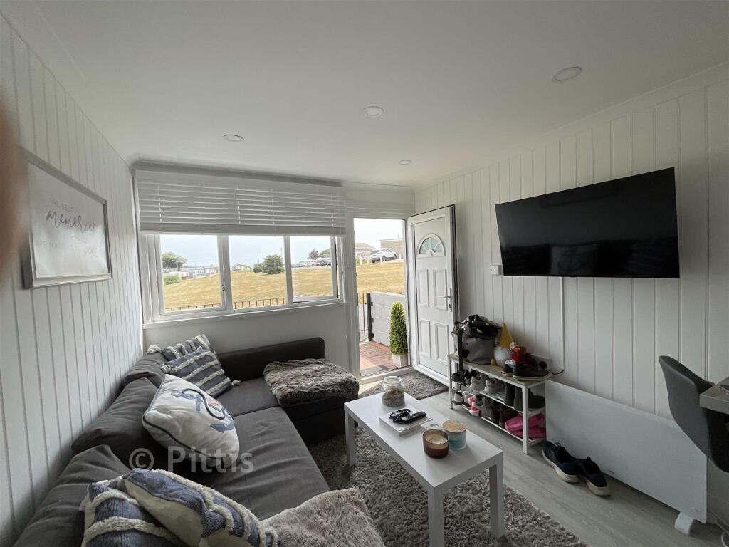 Yaverland Road, Sandown, Isle of Wight photo 3
