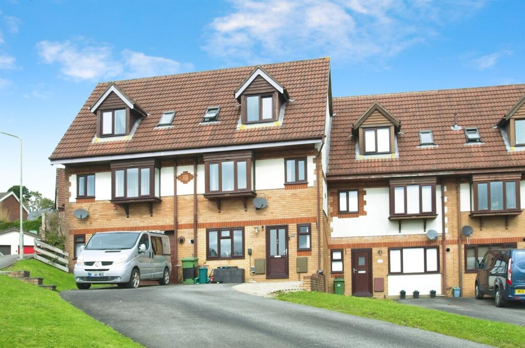 Main image of property: Hafod Wen, Tonyrefail, PORTH