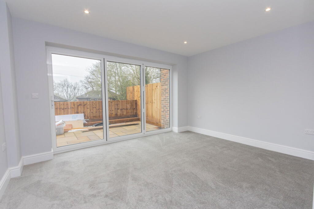 New Build In Central Position In Hawkhurst photo 3