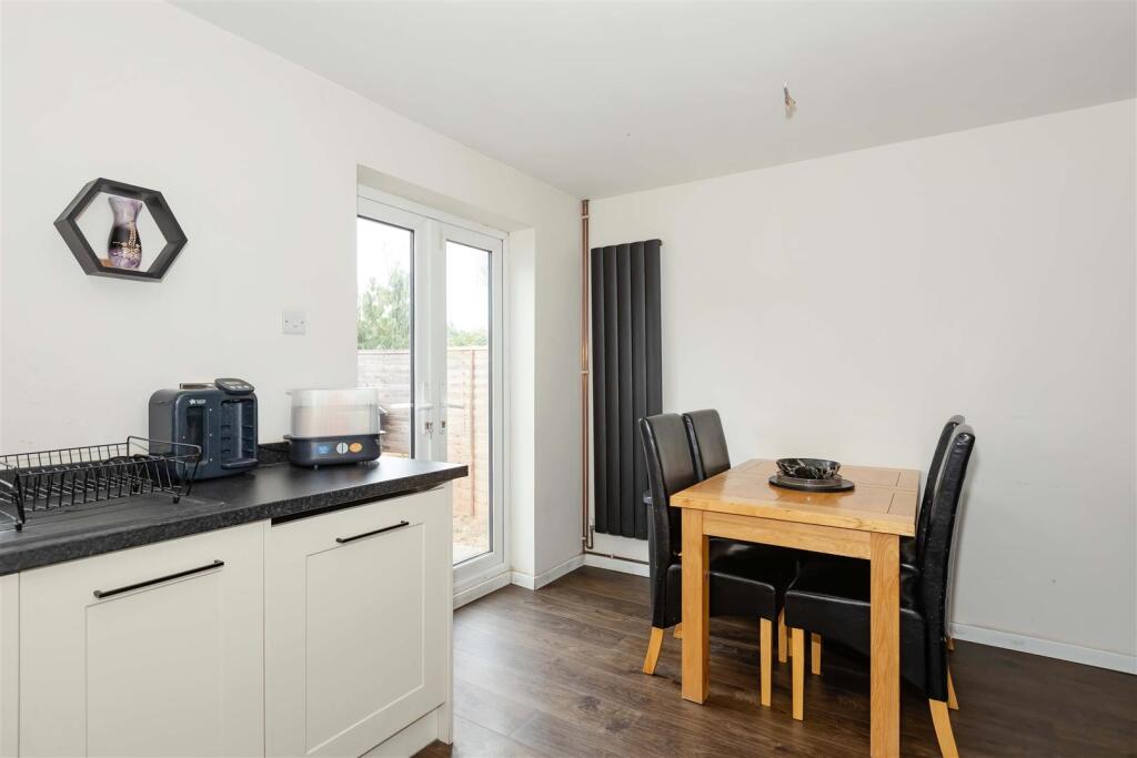 House in Brighton - View 5