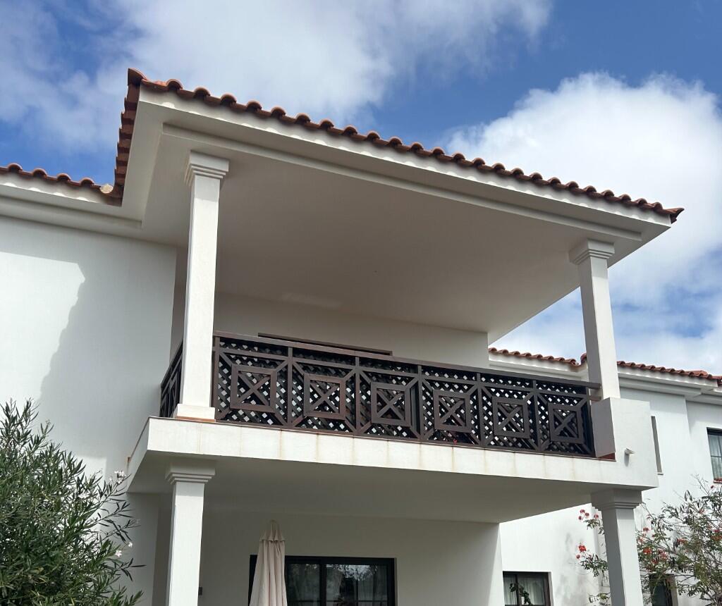 Main image of property: Sal