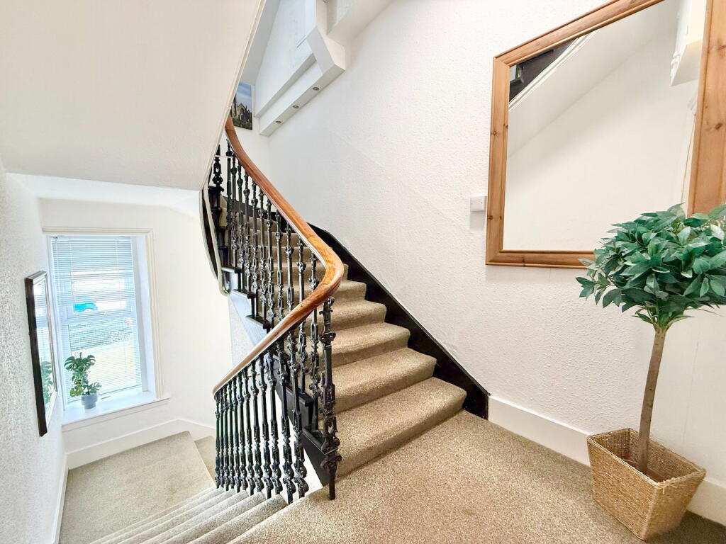 Apartment in Inverness, Park - View 4