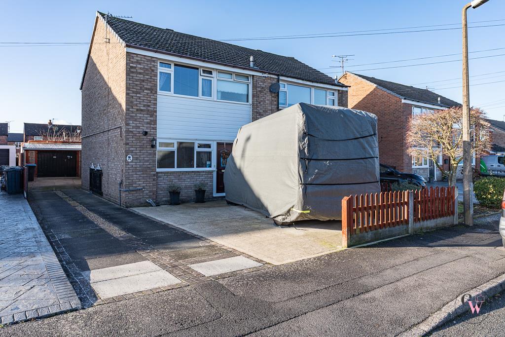 3-bed semi-detached on Ribble Avenue, Winsford, £180,000