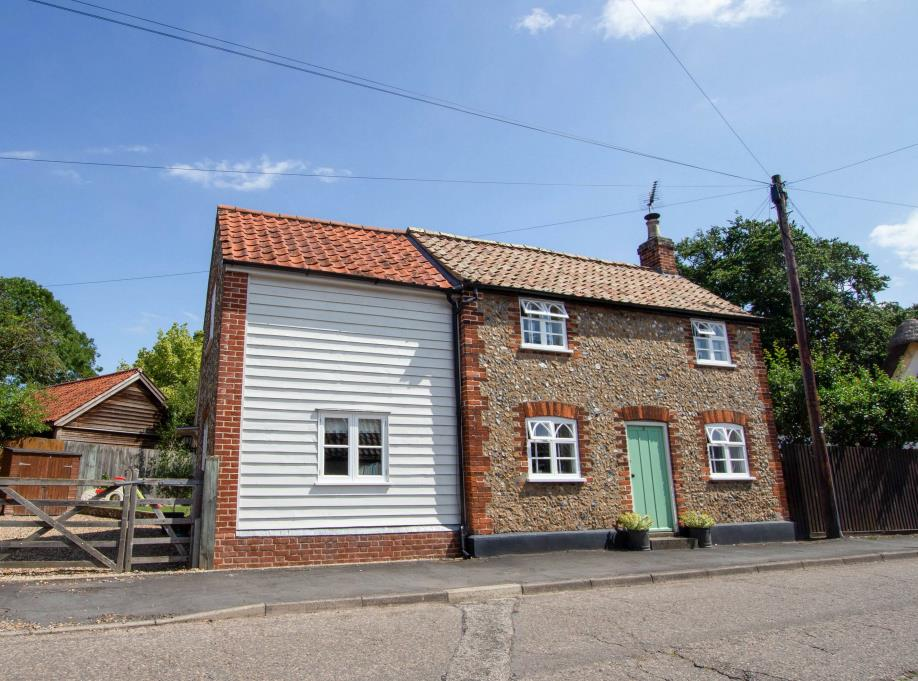 Main image of property: Church Lane, Abington