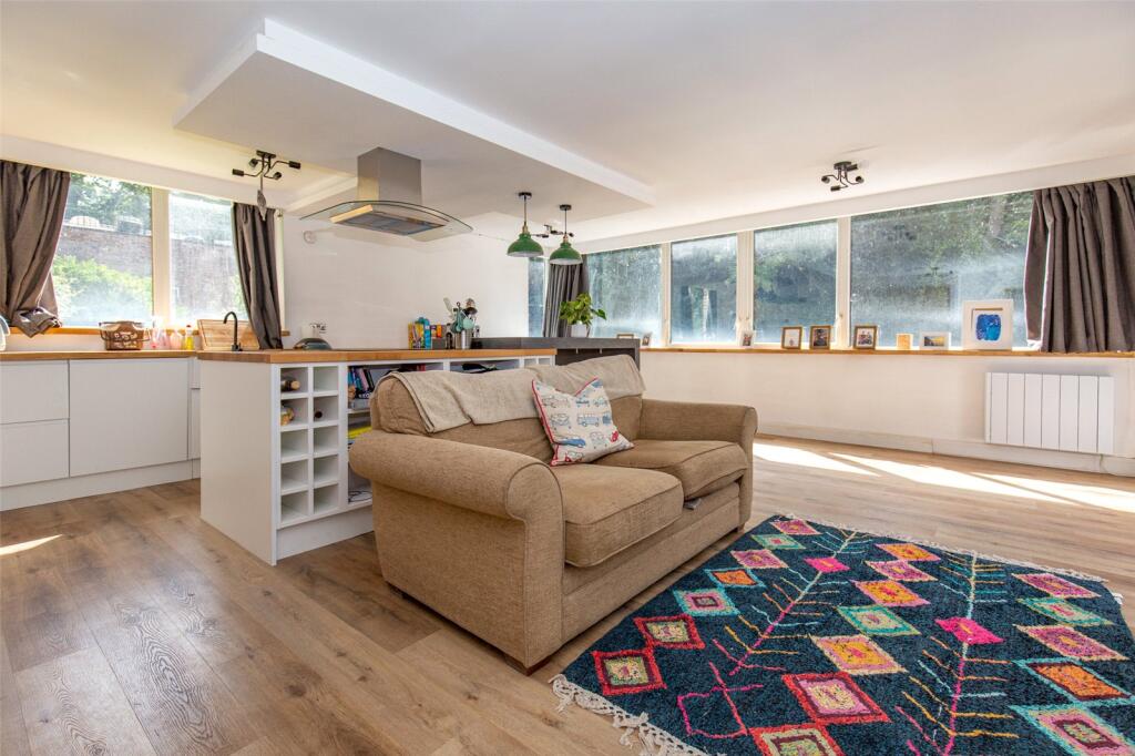 Apartment in Bristol, City of Bristol - View 5