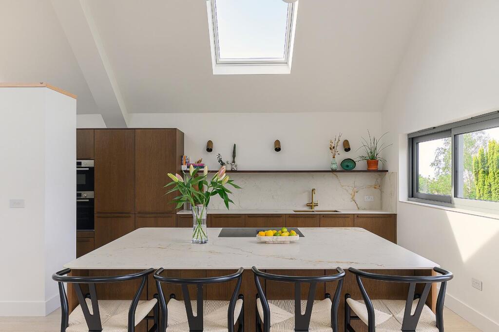 The Avenue, Clevedon photo 5