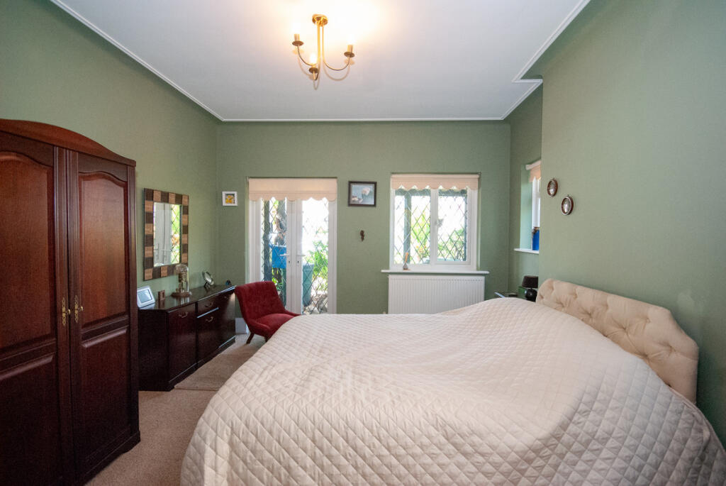 The Ridgeway, Westcliff-on-sea, SS0 8 photo 5
