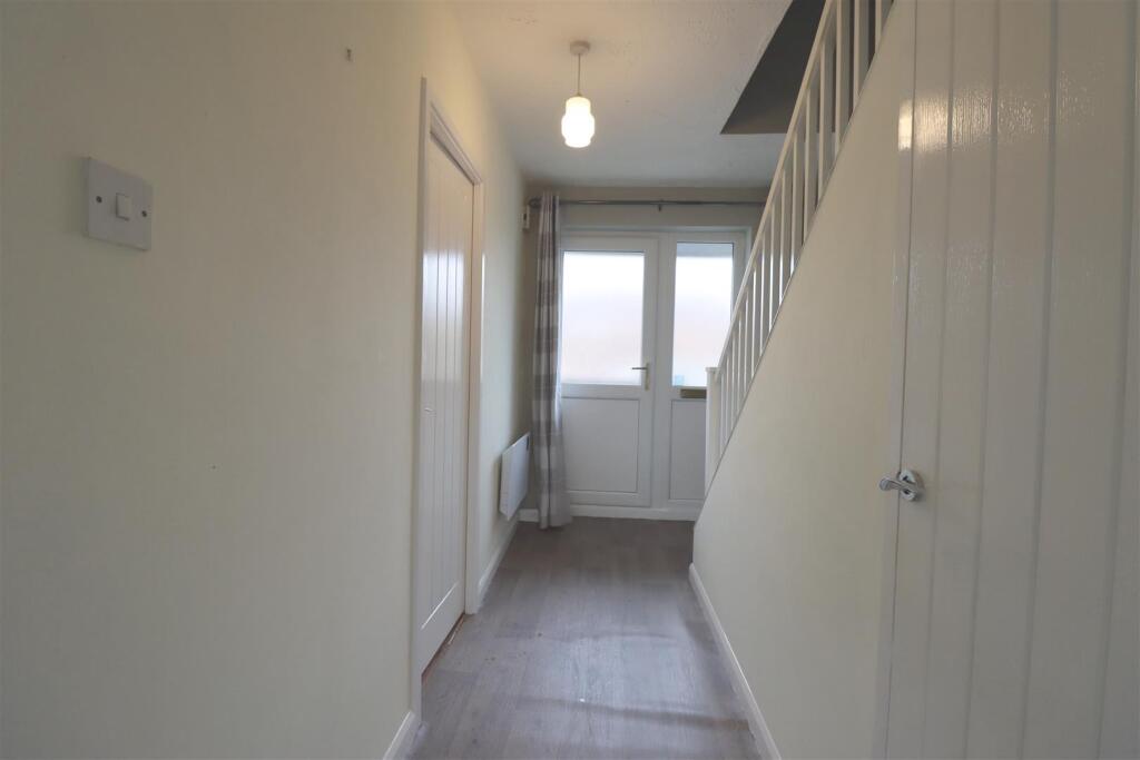 Apartment in Kettering, North Northamptonshire - More