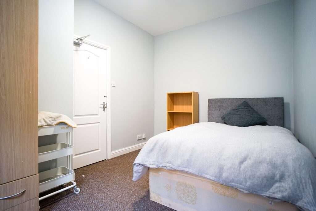 House in Sheffield - View 3