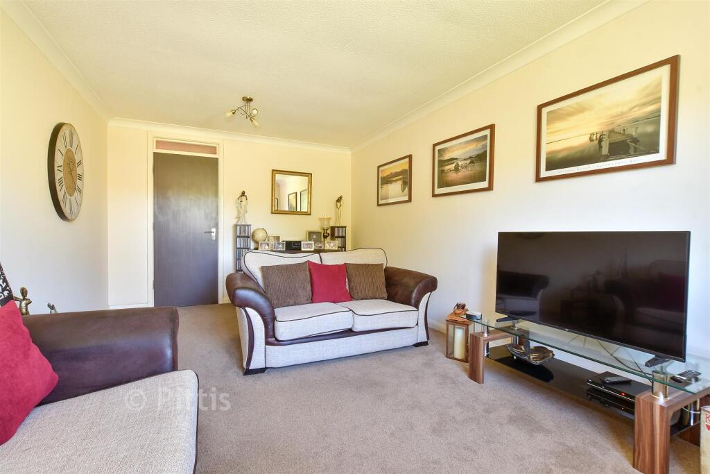 Apartment in Portsmouth - View 4
