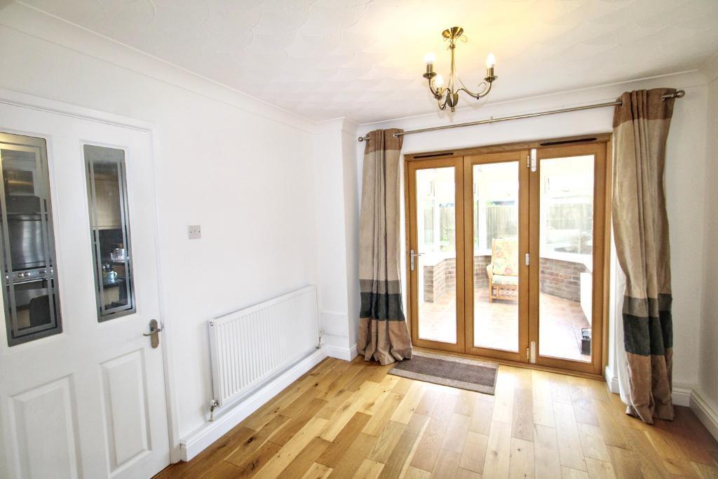 Turnberry, Yate, Bristol, BS37 4ER photo 4
