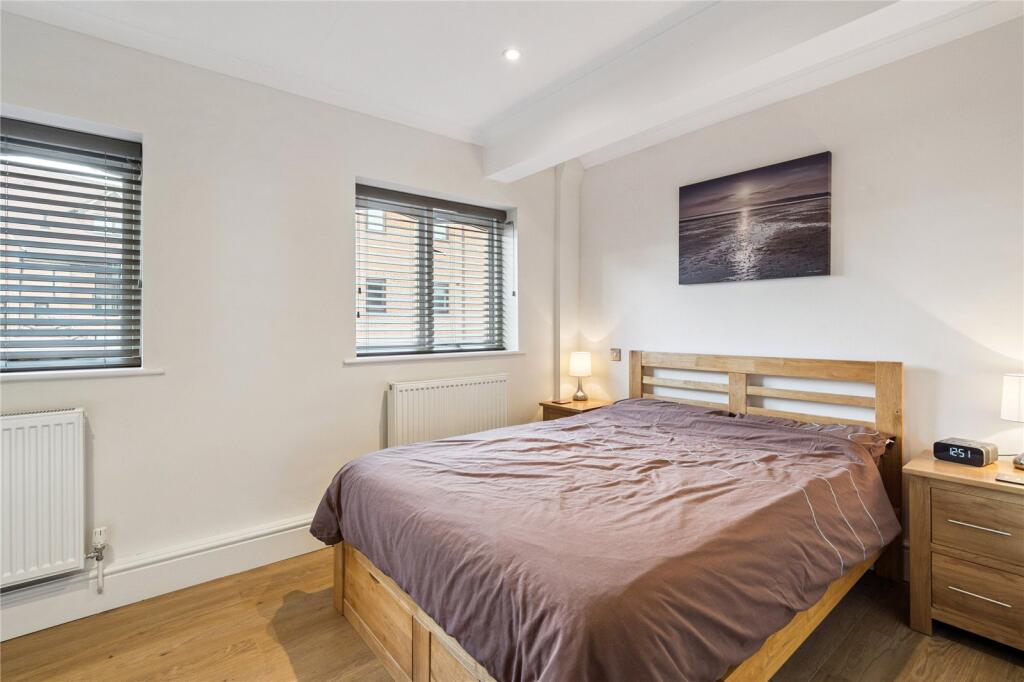 High Street, Twyford, Berkshire, RG10 - View 6