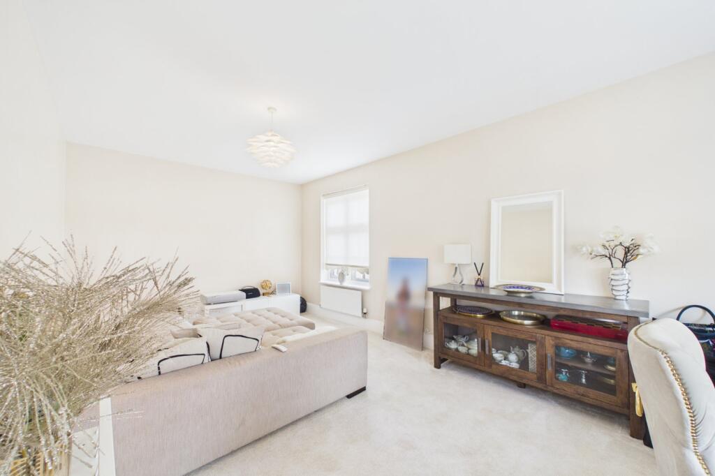 House in Reading - View 2
