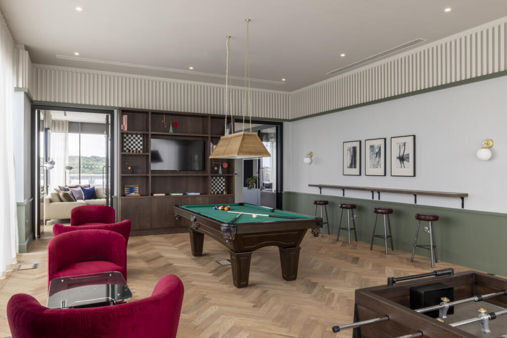 Main image of property: Lyons Dock, Greenford